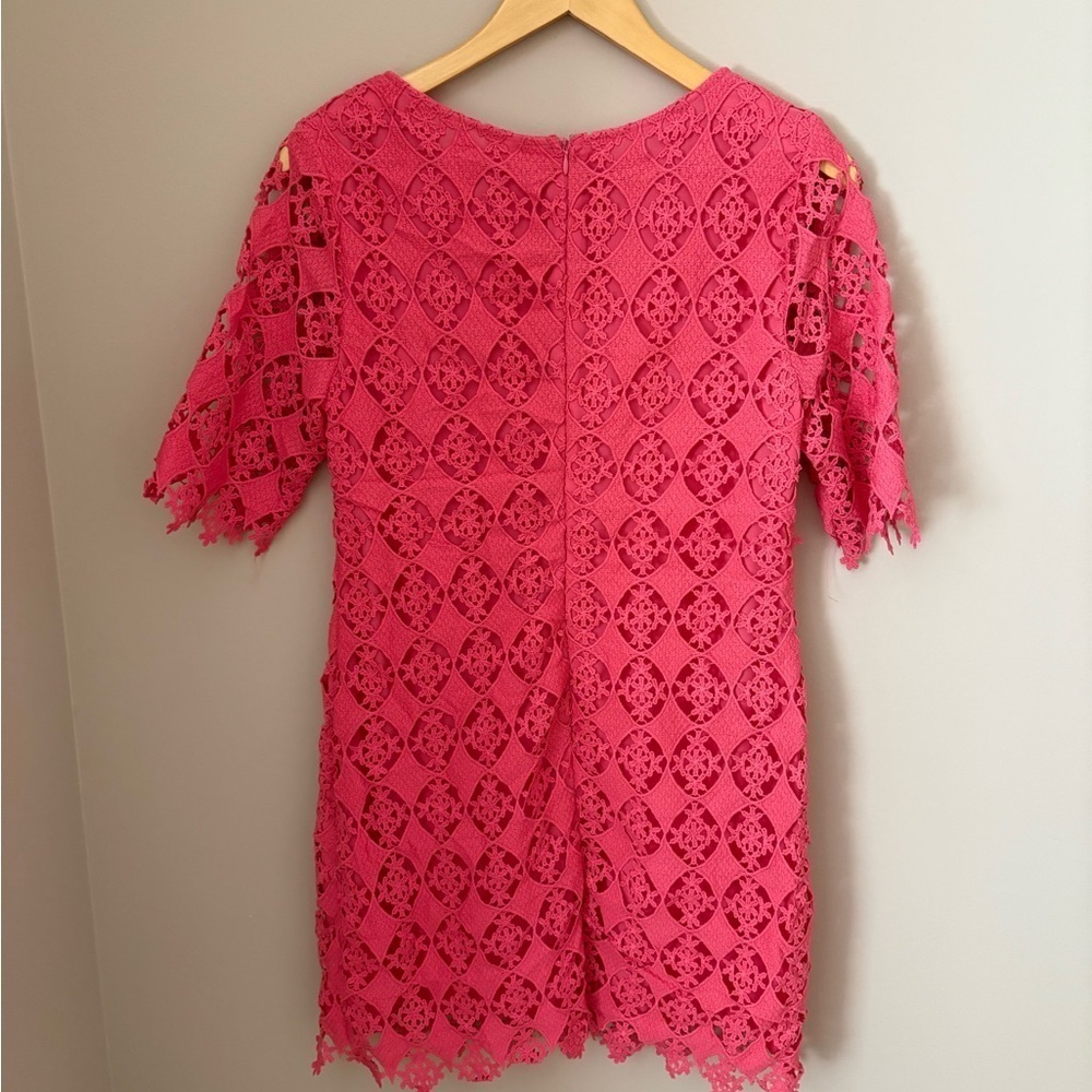 Francesca's Collections Pink Lace Midi Dress size M - Picture 4 of 4